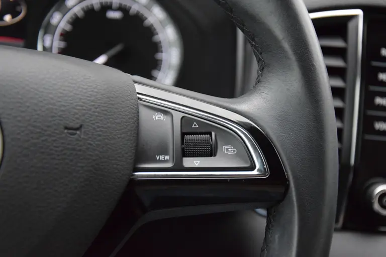 Skoda Karoq 1.5 TSI 150PK ACT Business Edition DSG Automaat | incl. BOVAG Garantie | NL-Auto | Lage KM-stand met NAP | PDC voor & achter | Smartlink+ Apple Carplay/Android Auto | VarioFlex 3 achterstoelen | afbeelding 27