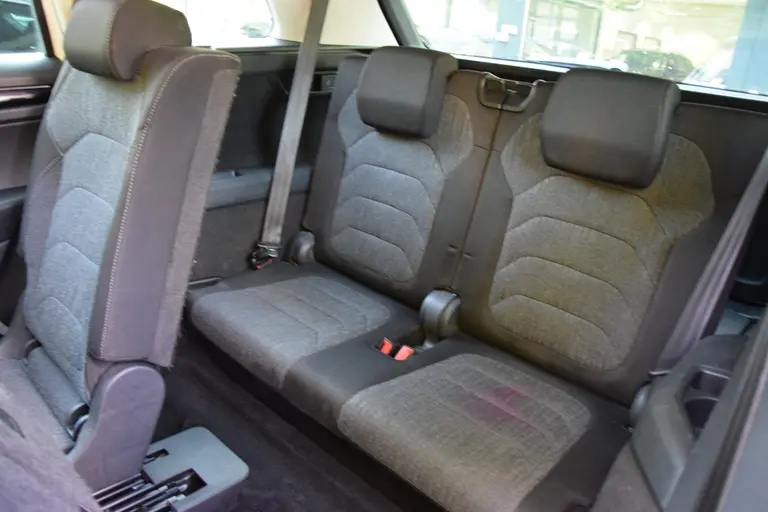 Skoda Kodiaq 1.4 TSI Style Business 7p. 7Persoons | Org. NL | BOVAG Garantie | Trekhaak | 360 Camera | Stoelverwarming | Full LED | Elektrische Koffelklep | Elektrisch Verstelbare Bestuurdersstoel | afbeelding 9