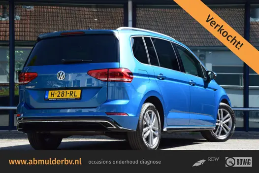 Volkswagen Touran 1.5 TSI 150PK Highline Business R-Line 7P | 7-Persoons DSG Automaat | Org. NL (Uniek!) | BOVAG Garantie | R-Line | Adaptive Cruise Control | Stoelverwarming | Camera | Elektrisch bedienbare achterklep |