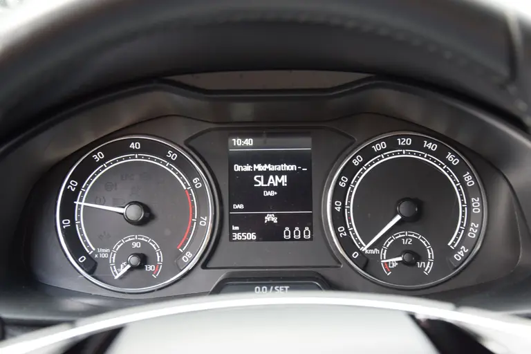 Skoda Kamiq 1.0 TSI 110PK Ambition | Org. NL | BOVAG Garantie | Cruise Control | 16'' Velgen | Full LED | DAB+ | Apple Carplay/Android Auto | Airconditioning | Multifunctioneel Stuur | afbeelding 13