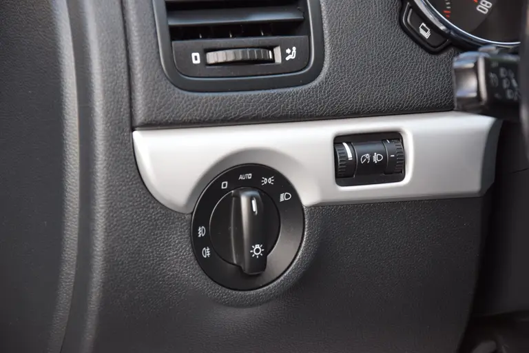 Skoda Yeti 1.2 TSI Ambition | Org. NL | Trekhaak | 16'' Velgen | All Season Banden | Cruise & Climate Control | Multifunctioneel Stuurwiel | Goed Onderhouden | afbeelding 25