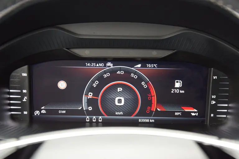 Skoda Karoq 1.5 TSI 150PK ACT Sportline Business DSG Automaat | Org. NL | BOVAG Garantie | 19'' Velgen | Virtual Cockpit | Achteruitrijcamera | Stoel/Stuur&Voorruitverwarming | afbeelding 14