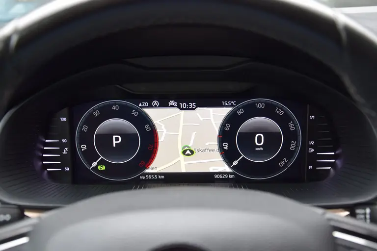 Skoda Scala 1.0 TSI Business Edition DSG Automaat | Org. NL | BOVAG Garantie | Virtual Cockpit | Stoelverwarming | 17'' Velgen Met All Season Banden | Cruise&Climate Control | Apple Carplay/Android Auto | afbeelding 15