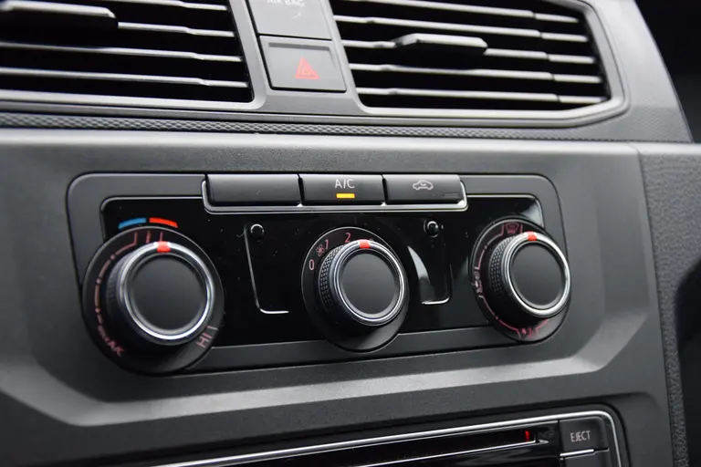 Volkswagen Caddy 1.2 TSI L1H1 BMT Trendline | Org. NL | Zeer lage KM stand met NAP Certificaat | Airco | 16'' Velgen | Apple Carplay/Android Auto | Navigatie | DAB Radio | afbeelding 21