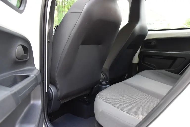 Volkswagen up! 1.0 60PK take up! BlueMotion | Org. NL | 15'' Velgen Met All Season Banden | Airco | Comfort pakket (centrale vergrendeling met afstandsbediening, elektrische ramen voor) | afbeelding 7
