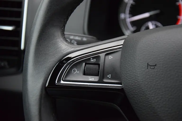 Skoda Karoq 1.5 TSI 150PK ACT Business Edition DSG Automaat | incl. BOVAG Garantie | NL-Auto | Lage KM-stand met NAP | PDC voor & achter | Smartlink+ Apple Carplay/Android Auto | VarioFlex 3 achterstoelen | afbeelding 26