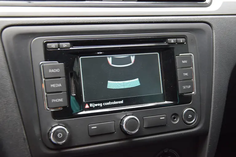 Skoda Rapid Spaceback 1.2 TSI 90PK Greentech Style Edition | Org. NL | BOVAG Garantie | Trekhaak | Navigatie | Stoelverwarming | 16'' Velgen | PDC Achter | Bluetooth | Multifunctioneel Stuurwiel | afbeelding 20