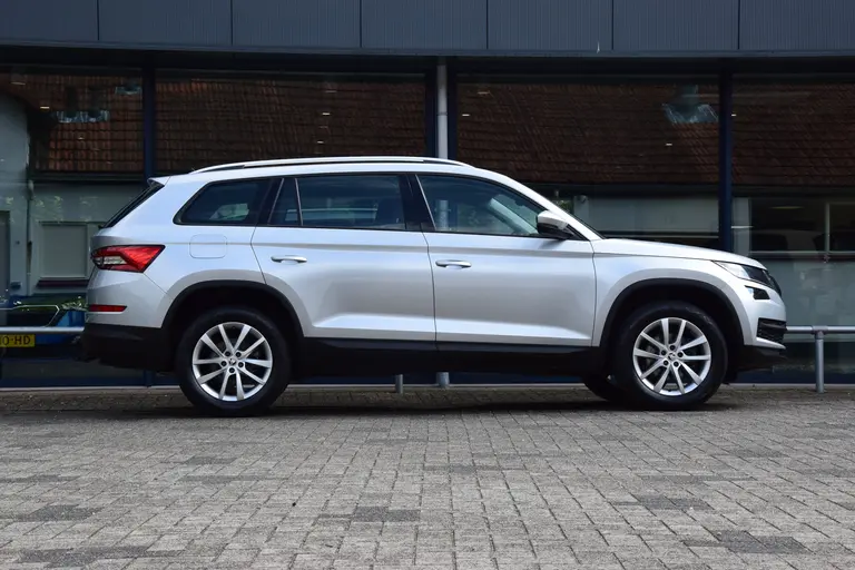 Skoda Kodiaq 1.5 TSI 150PK Business Edition | Org. NL | BOVAG Garantie | Trekhaak | Half Leder | PDC Voor&Achter + Camera | Stoelverwarming | Apple Carplay/Android Auto | Full LED | afbeelding 5