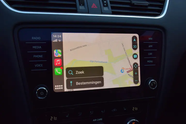 Skoda Octavia Combi 1.0 TSI Greentech Ambition Business DSG Automaat | Org. NL | BOVAG Garantie | Trekhaak | Panoramadak | 17'' Velgen | All Season Banden | Adaptive Cruise Control | afbeelding 23