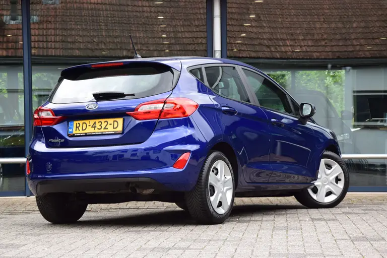 Ford Fiesta 1.1 Trend | Org. NL | BOVAG Garantie | Navigatie | Apple Carplay/Android Auto | Cruise Control | Lane Assist | Airconditioning | All Season Banden | afbeelding 2