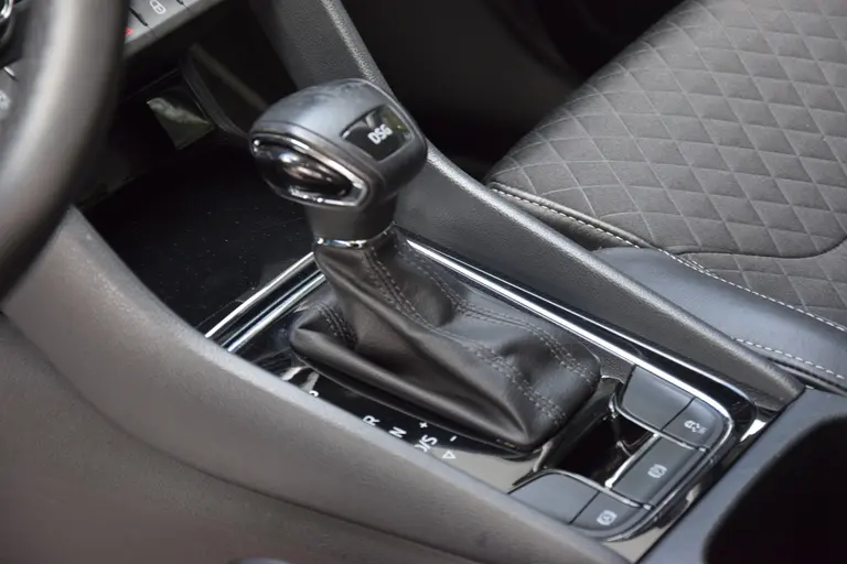 Skoda Kodiaq 1.5 TSI 150PK Limited Business Edition DSG Automaat | Org. NL | BOVAG Garantie | Adaptive Cruise Control | Elektrische Kofferklep | Full LED | Achteruitrijcamera | Dodehoekdetectie | afbeelding 17