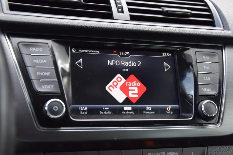 Skoda Fabia Combi 1.0 TSI 96PK Business Edition | Org NL | BOVAG Garantie | Trekhaak | Navigatie | Stoelverwarming | Parkeersensoren | Apple Carplay/Android Auto | 16'' Velgen | afbeelding 21