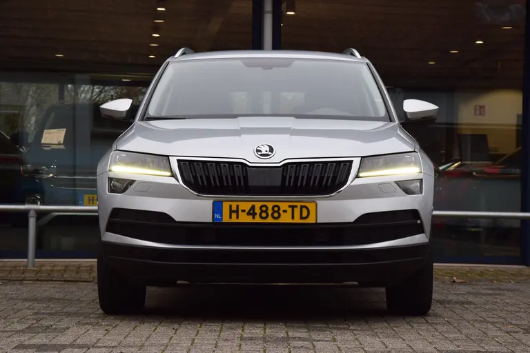Skoda Karoq 1.5 TSI 150PK ACT Business Edition DSG Automaat | incl. BOVAG Garantie | NL-Auto | Lage KM-stand met NAP | PDC voor & achter | Smartlink+ Apple Carplay/Android Auto | VarioFlex 3 achterstoelen | afbeelding 11