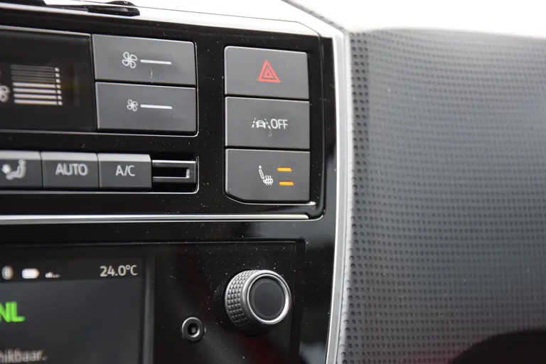 Skoda Citigo e-iV EV Ambition | Volledig Elektrisch | Org. NL | BOVAG Garantie | Stoelverwarming | PDC Achter | Climate Control | 16'' Velgen | DAB Radio | Bluetooth Telefoonverbinding | afbeelding 23