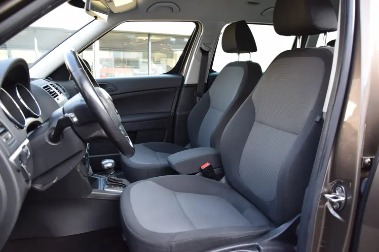 Skoda Yeti 1.2 TSI Comfort DSG Automaat | Org. NL | BOVAG Garantie | Trekhaak | Cruise Control | Airconditioning | 16'' Velgen | Parkeersensoren Achter | afbeelding 10