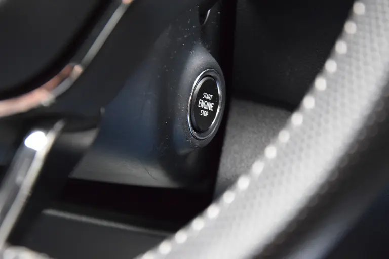 Skoda Karoq 1.5 TSI 150PK ACT Sportline Business | BOVAG Garantie | Org. NL | Trekhaak | Vitrual Cockpit | Achteruitrijcamera | Stoel&Stuurverwarming | 19'' Velgen | Full LED | afbeelding 34