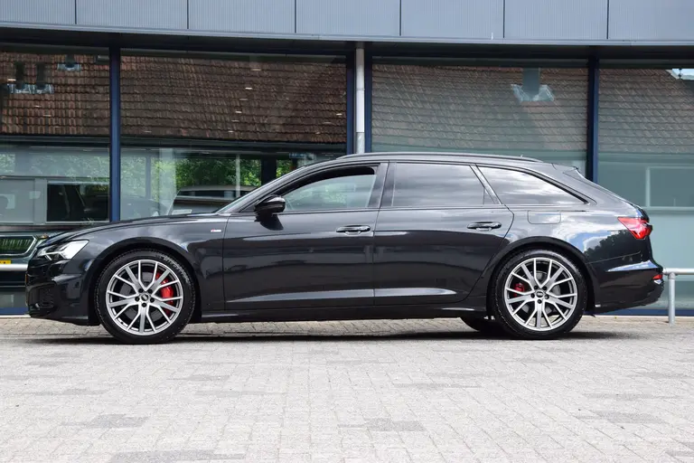 Audi A6 Avant 55 TFSI e 340PK quattro Competition PHEV Plug-in Hybride | Orgineel NL | BOVAG Garantie | Trekhaak | LED Matrix | 20'' Velgen | S-Line | Apple Carplay/Android Auto | Stoelverwarming | afbeelding 4