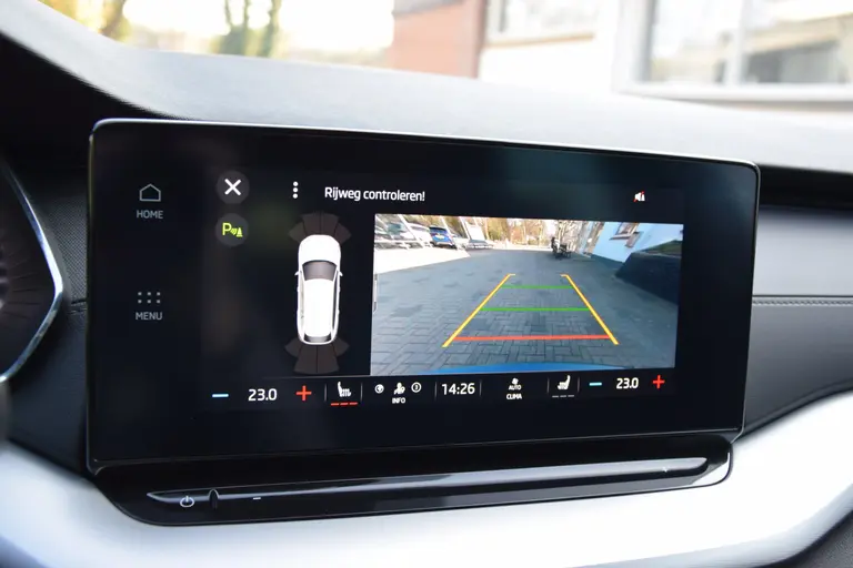 Skoda Octavia Combi 1.5 e-TSI Sport Business | Org. NL | BOVAG Garantie | Trekhaak | Adaptieve Cruise Control | Virtual Cockpit | Stoelverwarming | Achteruitrijcamera | Carplay | afbeelding 23