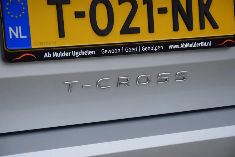 Volkswagen T-Cross 1.0 TSI Life | Org. NL | Fabrieksgarantie 7-2027 | Adaptive Cruise Control | Parkeersensoren Voor&Achter | Apple Carplay/Android Auto | 16'' Velgen | DAB Radio | afbeelding 28