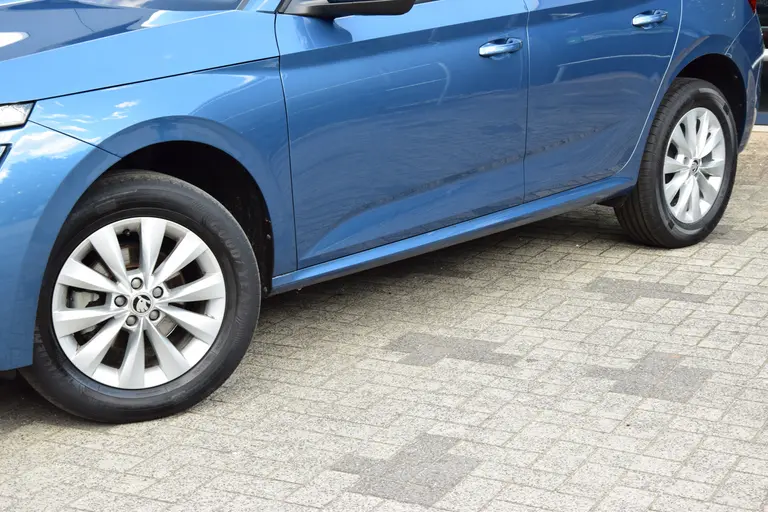 Skoda Kamiq 1.0 TSI Ambition | Org. NL | BOVAG Garantie | Apple Carplay/Android Auto | Cruise Control | Parkeersensoren Achter | Full LED | Airco | 16'' Velgen | Lane Assist | afbeelding 16