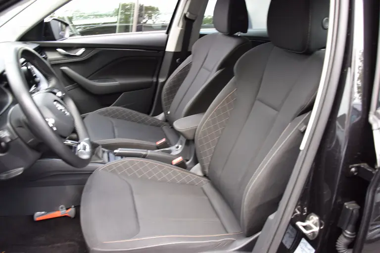 Skoda Kamiq 1.0 TSI 110PK Ambition | Org. NL | BOVAG Garantie | Cruise Control | 16'' Velgen | Full LED | DAB+ | Apple Carplay/Android Auto | Airconditioning | Multifunctioneel Stuur | afbeelding 10