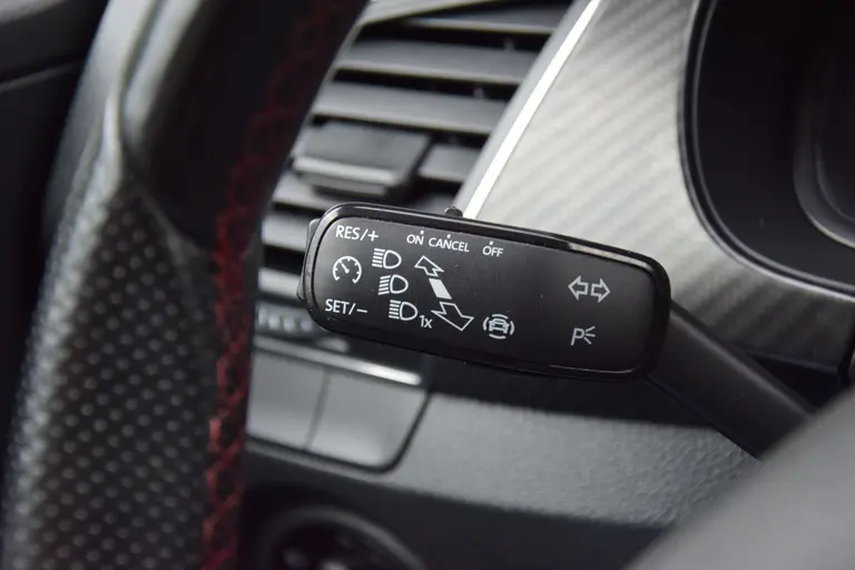 Skoda Fabia Combi 1.0 TSI 96PK Monte Carlo | Org. NL | rijklaar incl. BOVAG Garantie |  Automatische Airco | Stoelverwarming | Parkeersensoren | Cruise Control | afbeelding 26