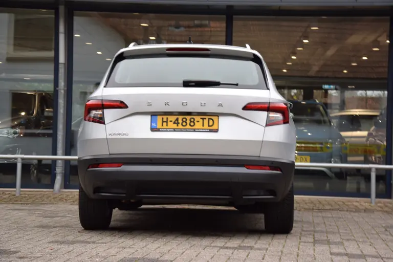 Skoda Karoq 1.5 TSI 150PK ACT Business Edition DSG Automaat | incl. BOVAG Garantie | NL-Auto | Lage KM-stand met NAP | PDC voor & achter | Smartlink+ Apple Carplay/Android Auto | VarioFlex 3 achterstoelen | afbeelding 12