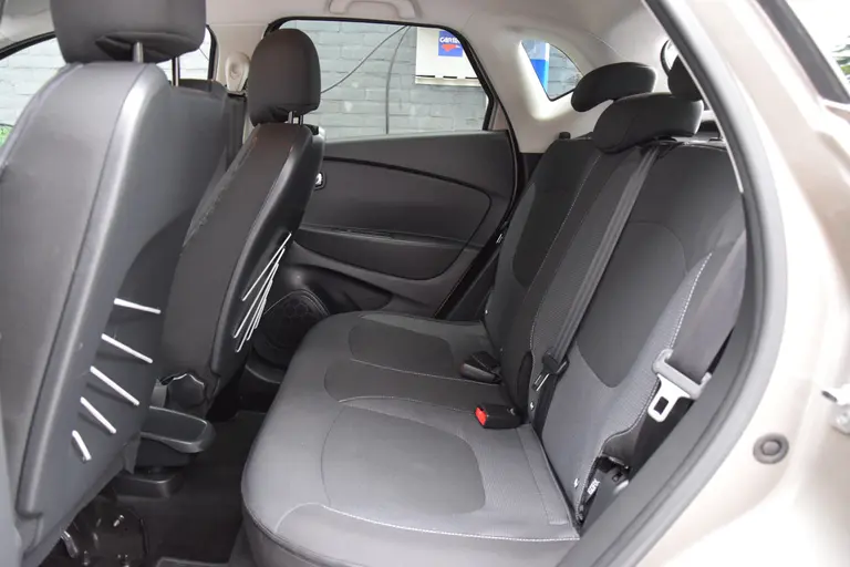 Renault Captur 0.9 TCe 90PK Dynamique | Org. NL | Nieuwe APK | Navigatie | Bluetooth Telefoonverbinding | Parkeersensoren Achter | 17'' Velgen | Keyless Entry | afbeelding 8