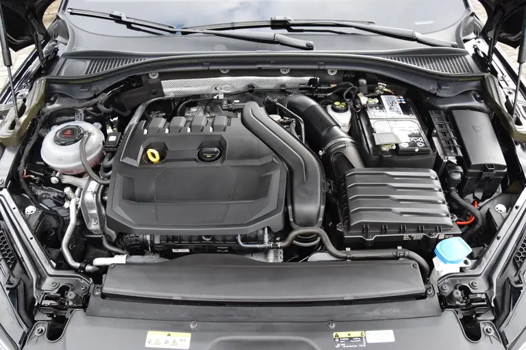 Skoda Superb Combi 1.5 TSI ACT Business Edition Plus | NL-Auto | BOVAG Garantie | Trekhaak | Virtual dashboard | Apple Carplay/Android Auto | Elektrische Bestuurdersstoel | Stoelverwarming | afbeelding 13