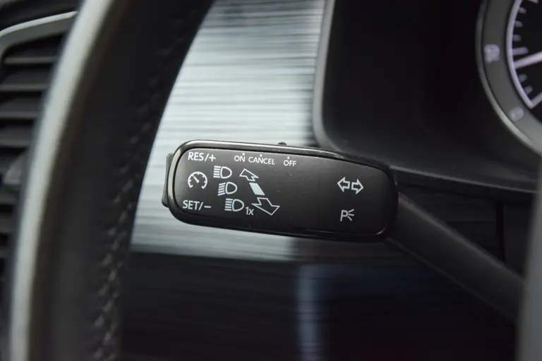 Skoda Kodiaq 1.5 TSI 150PK Business Edition | BOVAG Garantie | Org. NL | Trekhaak | Achteruitrijcamera | 18'' Velgen Met All Season Banden | Full LED | Cruise&Climate Control | afbeelding 28