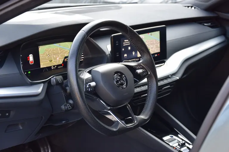 Skoda Octavia Combi 1.5 e-TSI Sport Business | Org. NL | BOVAG Garantie | Trekhaak | Adaptieve Cruise Control | Virtual Cockpit | Stoelverwarming | Achteruitrijcamera | Carplay | afbeelding 17