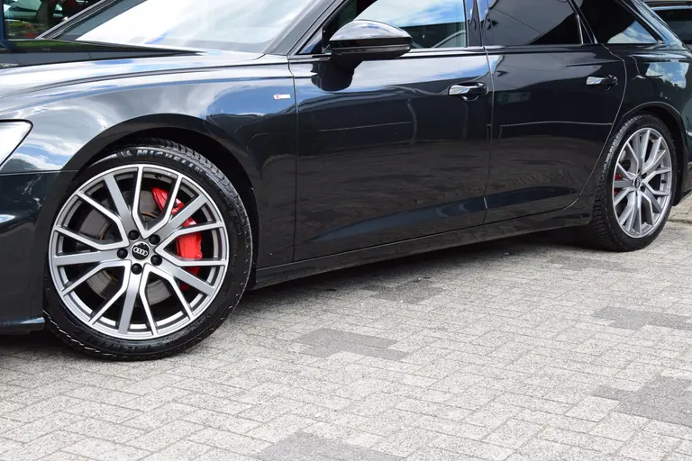Audi A6 Avant 55 TFSI e 340PK quattro Competition PHEV Plug-in Hybride | Orgineel NL | BOVAG Garantie | Trekhaak | LED Matrix | 20'' Velgen | S-Line | Apple Carplay/Android Auto | Stoelverwarming | afbeelding 18