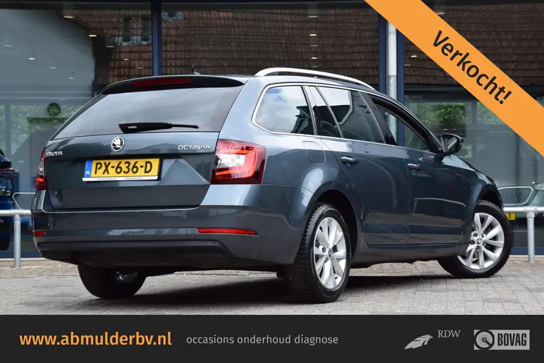 Skoda Octavia Combi 1.0 TSI Greentech Style Business | Org. NL | BOVAG Garantie | Full LED | Half Leder | PDC Voor&Achter | Stoelverwarming | Sportstuur | Cruise Control | afbeelding 1