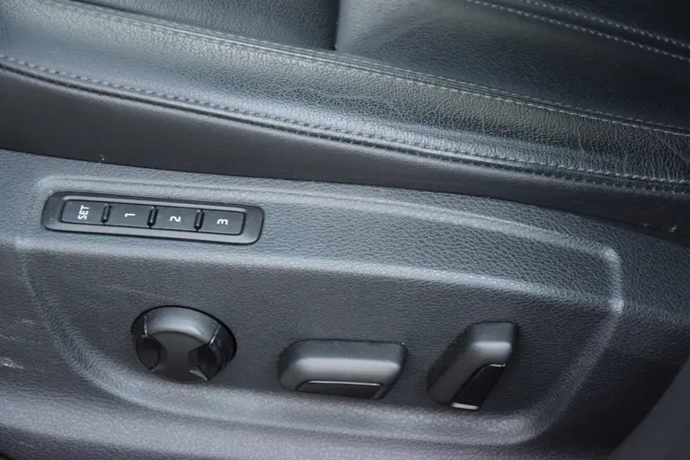 Skoda Octavia Combi 1.0 TSI Greentech Style Business DSG Automaat | Org. NL | BOVAG Garantie | Achteruitrijcamera | Stoelverwarming |  Lederen Bekleding | Full LED | Apple Carplay/Android Auto | afbeelding 11