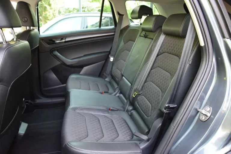 Skoda Kodiaq 1.5 TSI 150PK Business Edition DSG Automaat | Org. NL | BOVAG Garantie | Trekhaak | Achteruitrijcamera | Half Lederen Bekleding | Full LED | Navigatie | AppleCarplay/AndroidAuto | afbeelding 8