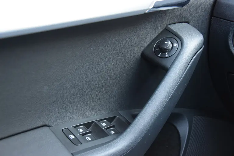 Skoda Octavia Combi 1.0 TSI Greentech Ambition Business DSG Automaat | Org. NL | BOVAG Garantie | Trekhaak | Panoramadak | 17'' Velgen | All Season Banden | Adaptive Cruise Control | afbeelding 34