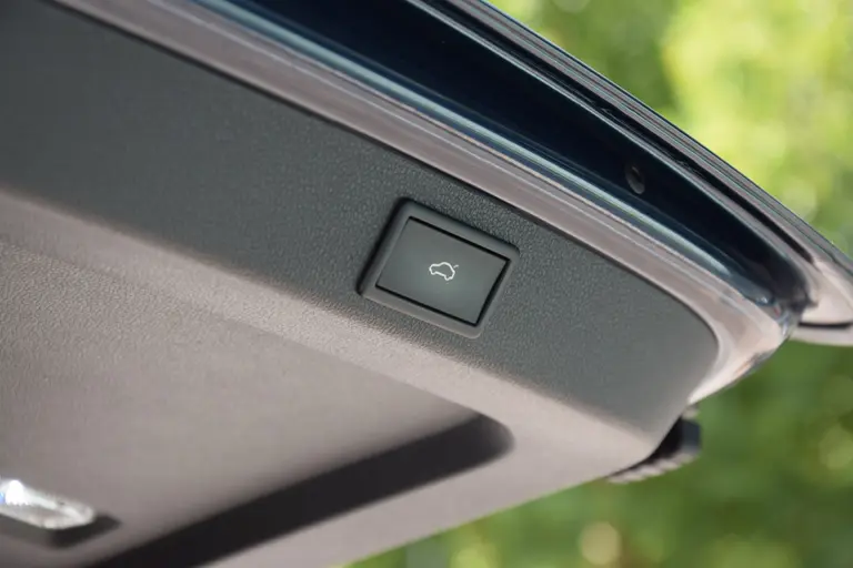 Skoda Superb Combi 1.4 TSI iV Business Edition Plus PHEV Plug-in Hybride | Org. NL | BOVAG Garantie | Trekhaak | Virtual Cockpit | Apple Carplay/Android Auto | Elektrische Voorstoelen met geheugen | Verwarmde Voorruit + Stoelen | afbeelding 35