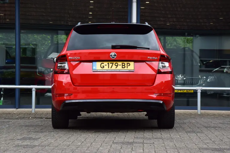 Skoda Fabia Combi 1.0 TSI 96PK Monte Carlo | Org. NL | rijklaar incl. BOVAG Garantie |  Automatische Airco | Stoelverwarming | Parkeersensoren | Cruise Control | afbeelding 12