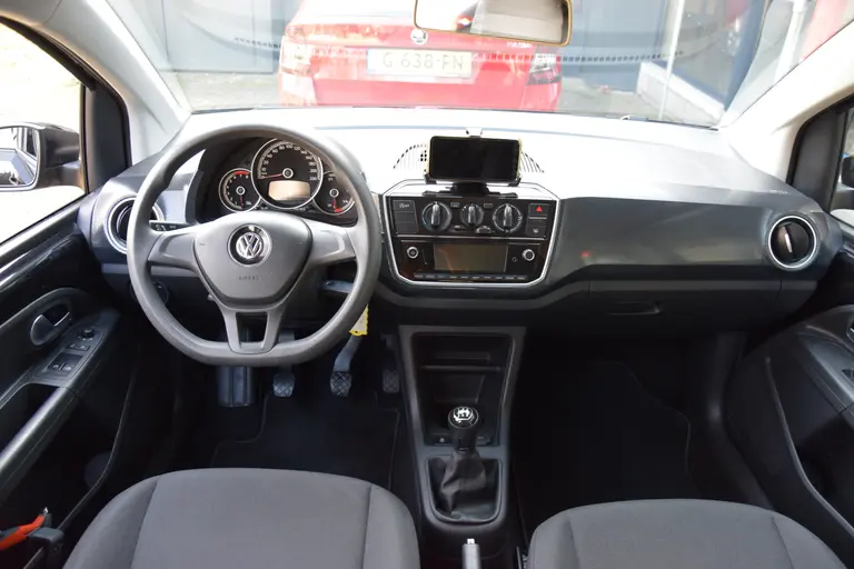 Volkswagen up! 1.0 BMT move up! | Org. NL | BOVAG Garantie | Airco| Bluetooth Telefoonverbinding | 15'' Velgen | All Season Banden | LED Dagrijverlichting | afbeelding 6