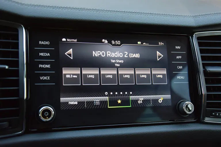 Skoda Kodiaq 1.5 TSI 150PK TSI Business Edition 7p (7 Persoons) DSG Automaat | Rijklaar incl. BOVAG Garantie | Achteruitrijcamera | Virtual Cockpit | Adaptive Cruise Control | 17'' Velgen | afbeelding 25