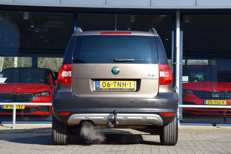 Skoda Yeti 1.2 TSI Comfort DSG Automaat | Org. NL | BOVAG Garantie | Trekhaak | Cruise Control | Airconditioning | 16'' Velgen | Parkeersensoren Achter | afbeelding 12