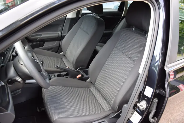 Volkswagen Polo 1.0 MPI Comfortline | BOVAG Garantie | All Season Banden | Parkeersensoren Achter | Speed Limiter | Bluetooth Telefoonverbinding | Goed Onderhouden | afbeelding 10