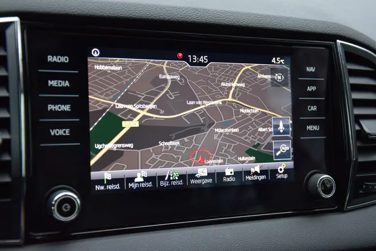 Skoda Karoq 1.5 TSI 150PK ACT Business Edition DSG Automaat | incl. BOVAG Garantie | NL-Auto | Lage KM-stand met NAP | PDC voor & achter | Smartlink+ Apple Carplay/Android Auto | VarioFlex 3 achterstoelen | afbeelding 20