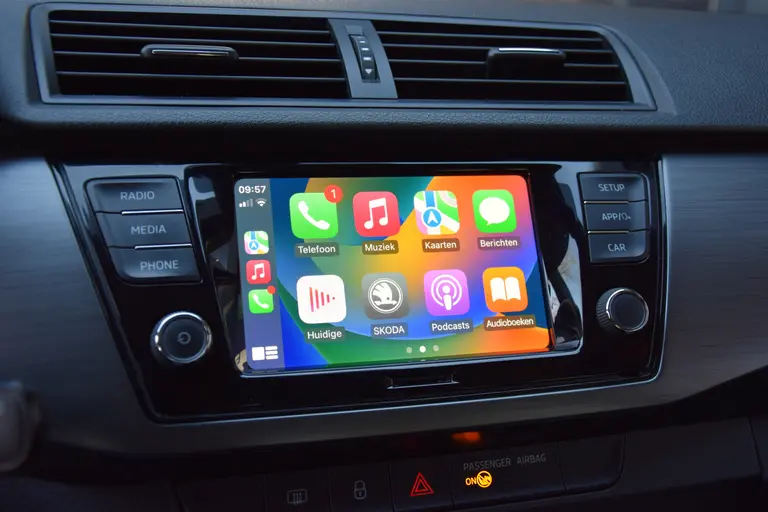 Skoda Fabia Combi 1.0 TSI 96PK Business Edition | Org. NL | BOVAG Garantie | Trekhaak | 16'' Velgen | Alle Season Banden | Apple Carplay/ Android Auto | PDC Achter | Cruise&Climate Control | afbeelding 21