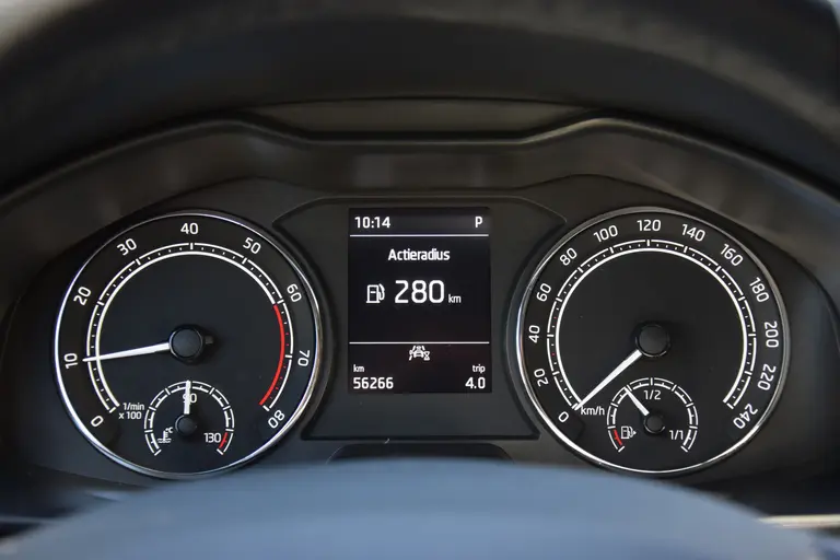 Skoda Scala 1.0 TSI Sport Business DSG Automaat | Org. NL | BOVAG Garantie | Cruise & Climate Control | Parkeersensoren | Full LED | Sportstoelen | Apple Carplay / Android Auto | afbeelding 13