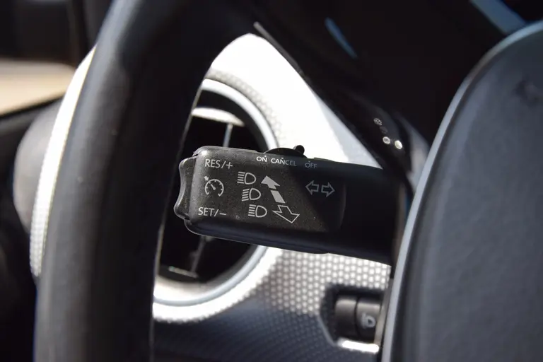 Volkswagen up! 1.0 BMT high up! 60PK | Org. NL | BOVAG Garantie | Cruise Control | Airco | Bluetooth Telefoonverbinding | 15'' Velgen | Parkeersensoren Achter | LED Dagrijverlichting | afbeelding 23