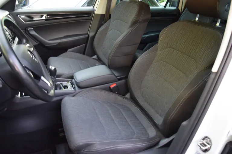 Skoda Kodiaq 1.4 TSI Style Business 7p. 7Persoons | Org. NL | BOVAG Garantie | Trekhaak | 360 Camera | Stoelverwarming | Full LED | Elektrische Koffelklep | Elektrisch Verstelbare Bestuurdersstoel | afbeelding 11