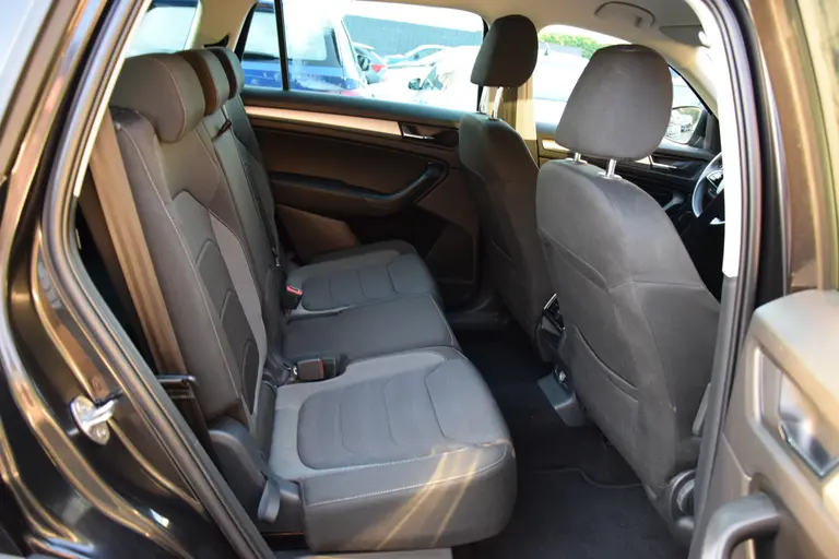 Skoda Kodiaq 1.5 TSI 150PK TSI Business Edition 7p (7 Persoons) DSG Automaat | Rijklaar incl. BOVAG Garantie | Achteruitrijcamera | Virtual Cockpit | Adaptive Cruise Control | 17'' Velgen | afbeelding 9