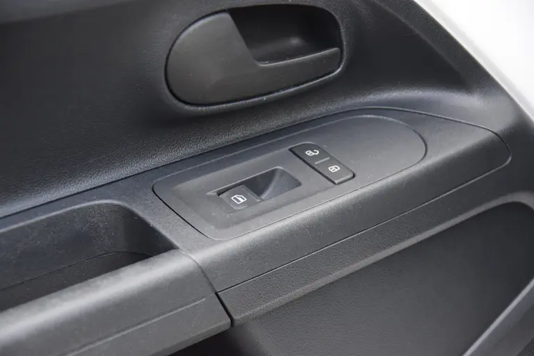 Volkswagen up! 1.0 60PK take up! BlueMotion | Org. NL | 15'' Velgen Met All Season Banden | Airco | Comfort pakket (centrale vergrendeling met afstandsbediening, elektrische ramen voor) | afbeelding 19