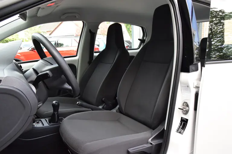 Volkswagen up! 1.0 60PK take up! BlueMotion | Org. NL | 15'' Velgen Met All Season Banden | Airco | Comfort pakket (centrale vergrendeling met afstandsbediening, elektrische ramen voor) | afbeelding 10